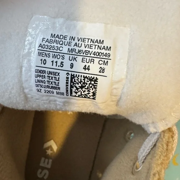 Converse run star hike platform sneakers chunky platform Corduroy High-Top NWOT - Picture 8 of 8